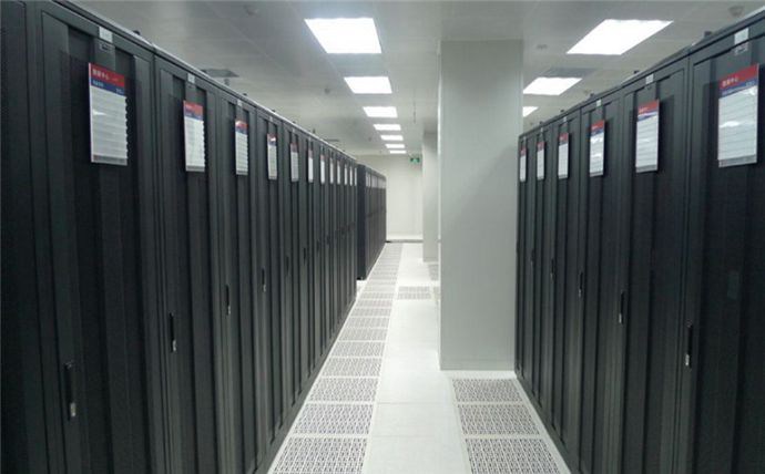 同比分别增长2.5%和0.1%