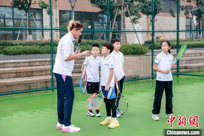 张之臻寄语青少年：体育是最好的挫折教育——