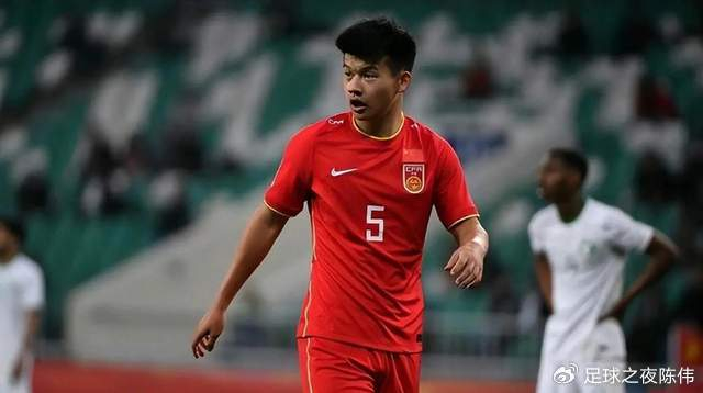 国足迎战喀麦隆友谊赛 姆伯莫伤退刘浩帆淡然应