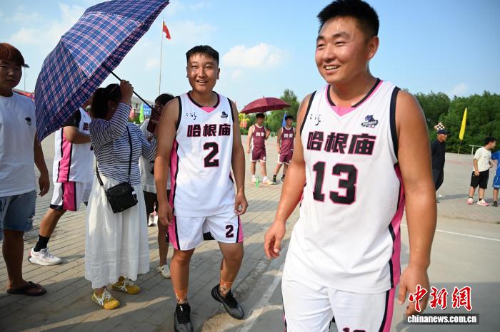 科尔沁草原“村BA”联赛点燃农牧民热情