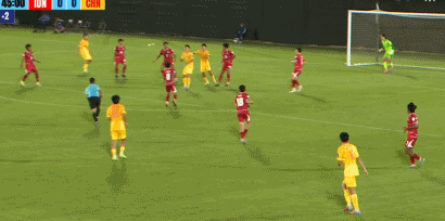 U17国足首战告负印尼 小组出线形势复杂